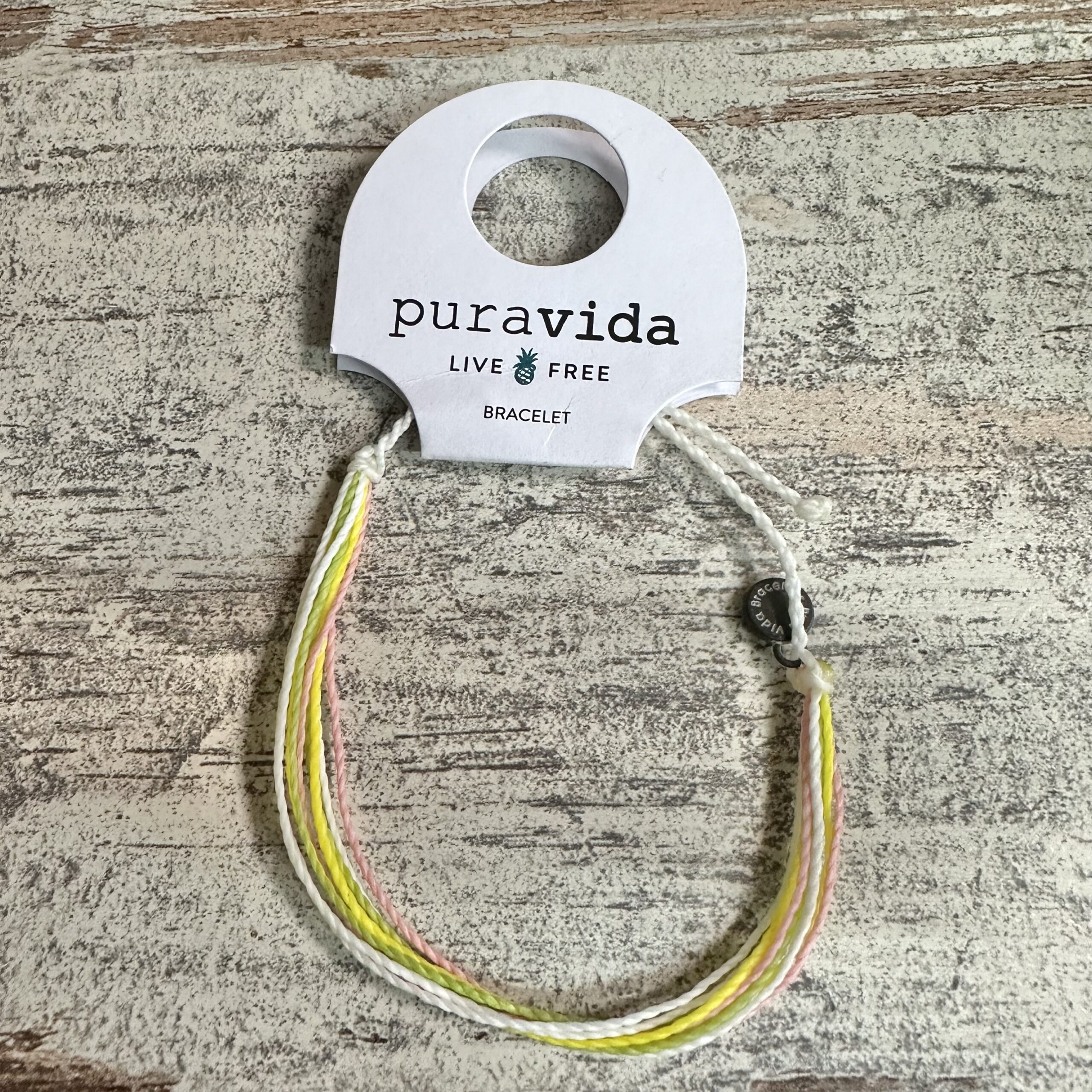 Armband von Pura Vida